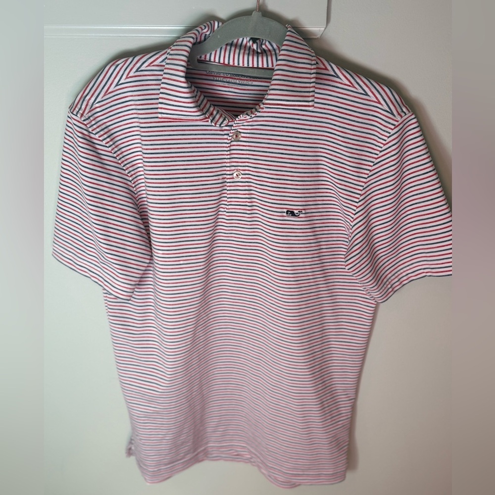 Men’s Vineyard Vines polo, XS